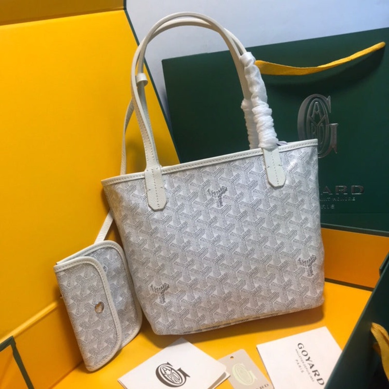 MV – GYO Bags – 1055