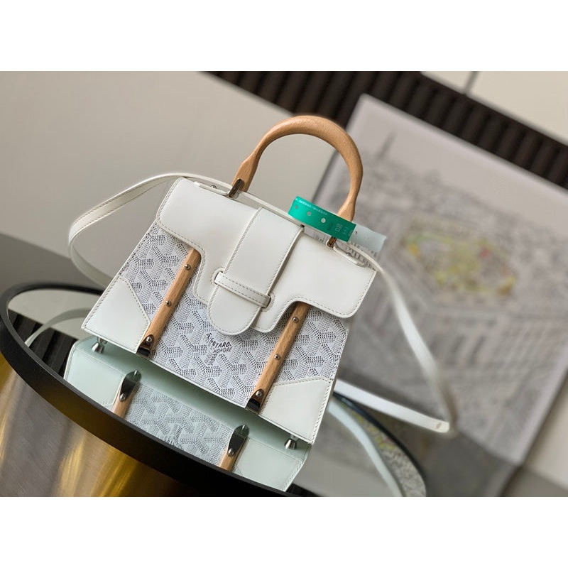 MV – GYO Bags – 551