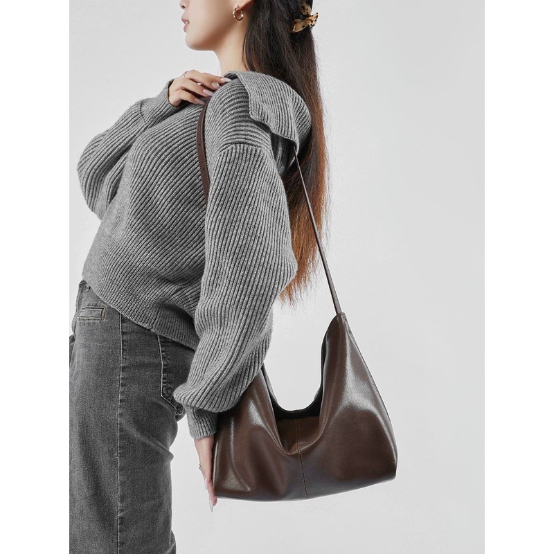 2826-Large Capacity Commuter Womens Bag 2024 Autumn New Single Shoulder Messenger Bag Versatile Fashion Cowhide Bag – Lady Bag and Brand Women Bag price