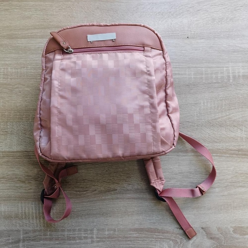 Ybk-03901 13L Patterned Durable Mummy Diaper Backpack for Baby Caring – Mummy Backpack and Backpack price