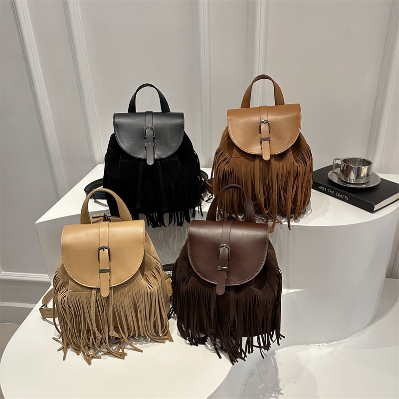 Wholesale Maillard Solid Color Tassel Bag Exquisite New Fashion Trend Retro Student Schoolbag Versatile Travel Backpack – Fashion Backpack and Student Schoolbag price