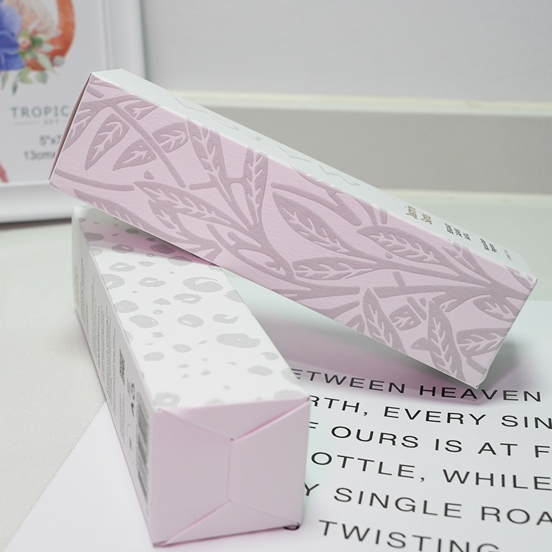 Card Box White Cardboard Paper Cosmetic Packaging Biodegradable Lip Gloss Packaging Box with Insert – Custom Box and Food Box price