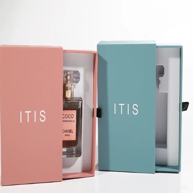 Custom Logo Printing on Large Size Foldable Gift Boxes – Foldable Gift Boxes and Custom Logo Gift Box price