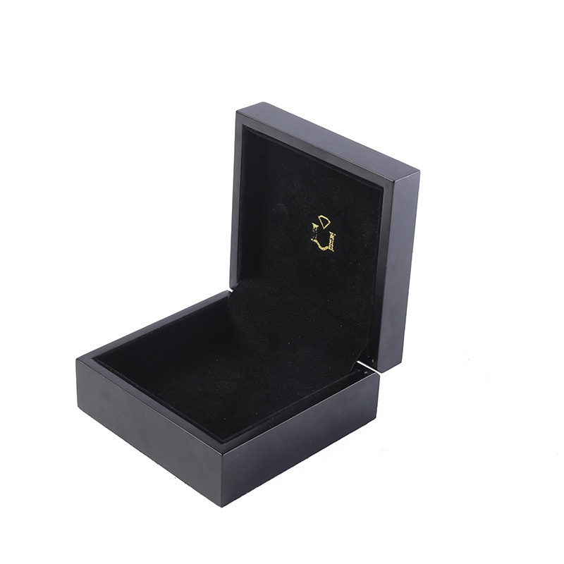 Luxurious Folding Gift Paper Box with Magnetic – Custom Paper Box and Shipping Box price